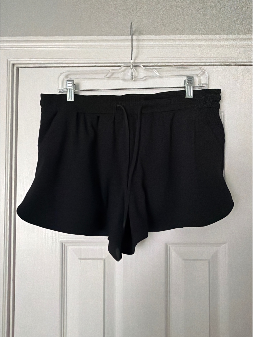 Lululemon black shorts